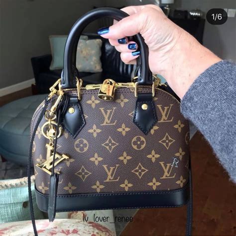 black clothes with lv alma bb monogrsm